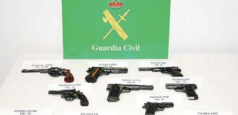Armas de fuego incautadas en el norte de la provincia de Burgos. / Ical