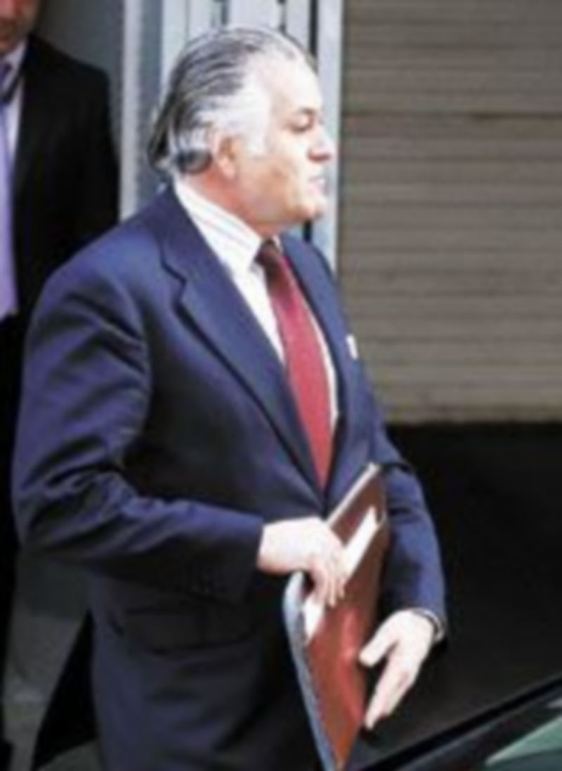 Bárcenas deberá seguir compareciendo ante el juez. / Reuters