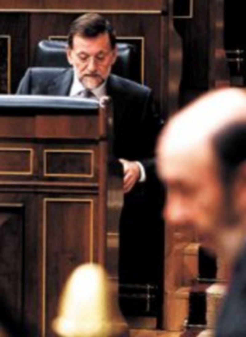 Rajoy y Rubalcaba cerraron el pacto a través de una conversación telefónica. / Reuters