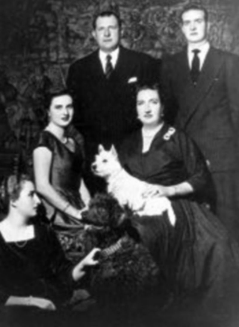 Foto de la Familia Real publicada en el libro ‘Don Juan