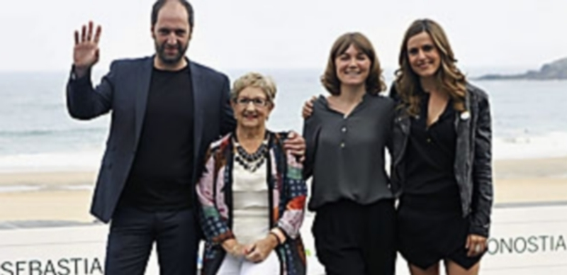 De izquierda a derecha