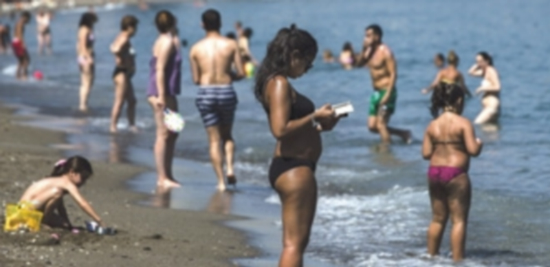 El gasto del turismo extranjero en España bate un nuevo récord 1 El aumento del turismo va unido al incremento del gasto medio de los visitantes extranjeros en España. / Efe