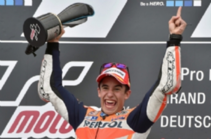 Marc Márquez celebra su triunfo en el Gran Premio de Alemania