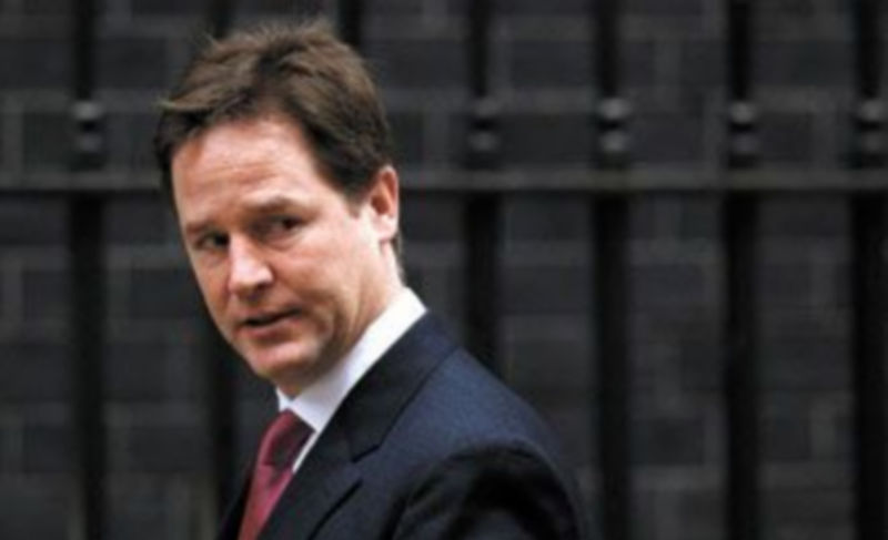 El líder liberaldemócrata afirma que el país podría quedarse «aislado y marginado»