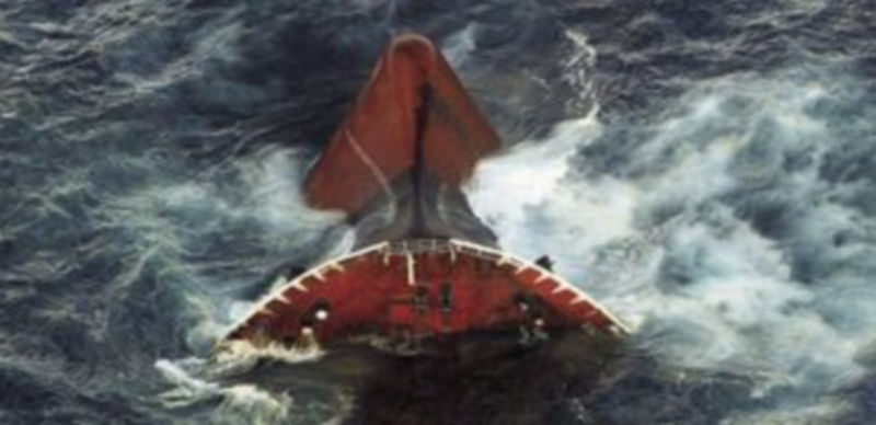 El petrolero se hundió en el Atlántico gallego en noviembre de 2002. / Reuters