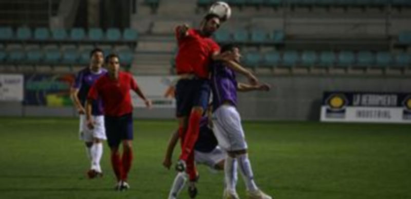 El CD La Granja logró un empate con sabor a victoria 1 El delantero granjeño Ricardo