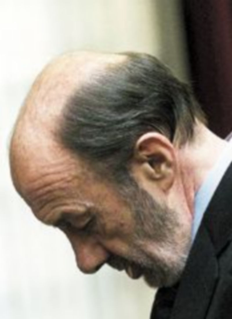 Desde Ferraz aseguran que nadie ha planteado la dimisión del cántabro. / Reuters