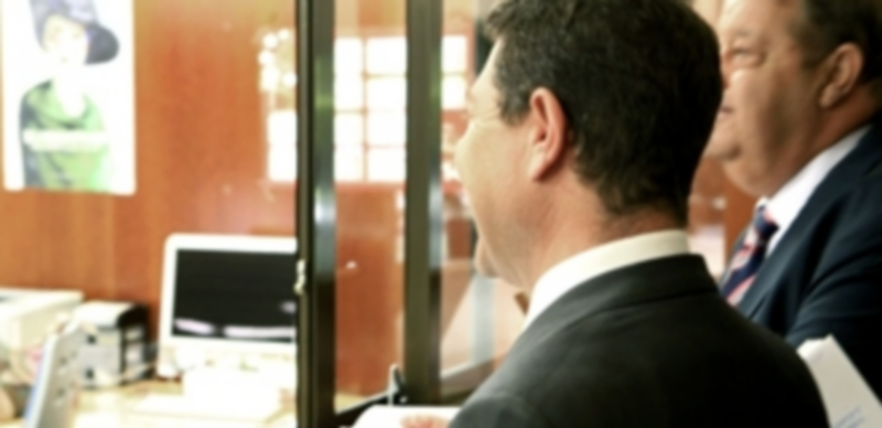 Page pide declarar la reforma del Estatuto inconstitucional 1 Emiliano García-Page presenta ante el Tribunal Constitucional un recurso contra la reforma del Estatuto de Autonomía. / Efe