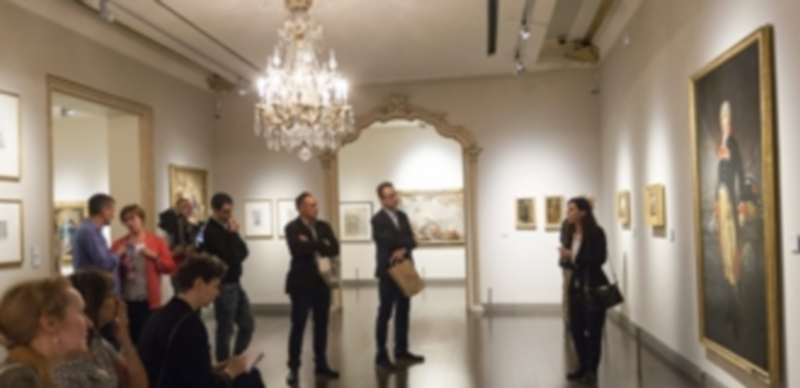 Algunos críticos británicos de arte visitan el museo de Goya