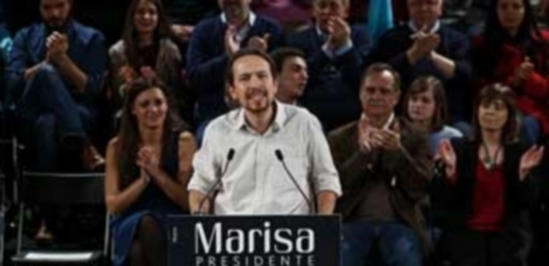 «Los socialistas prefieren pactar con la derecha» 1 El líder de Podemos apoyó en Lisbioa a la canidata del Bloco