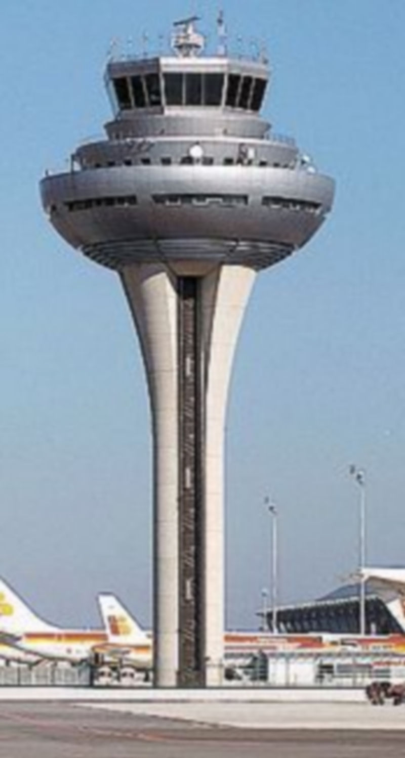 Los aeropuertos se privatizan.