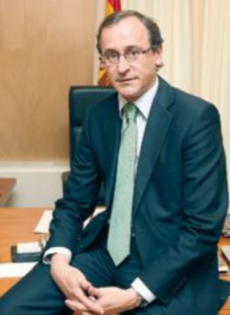 «Soy alavés y naturalmente quiero que Treviño se integre en la provincia de Álava» 1 Alfonso Alonso