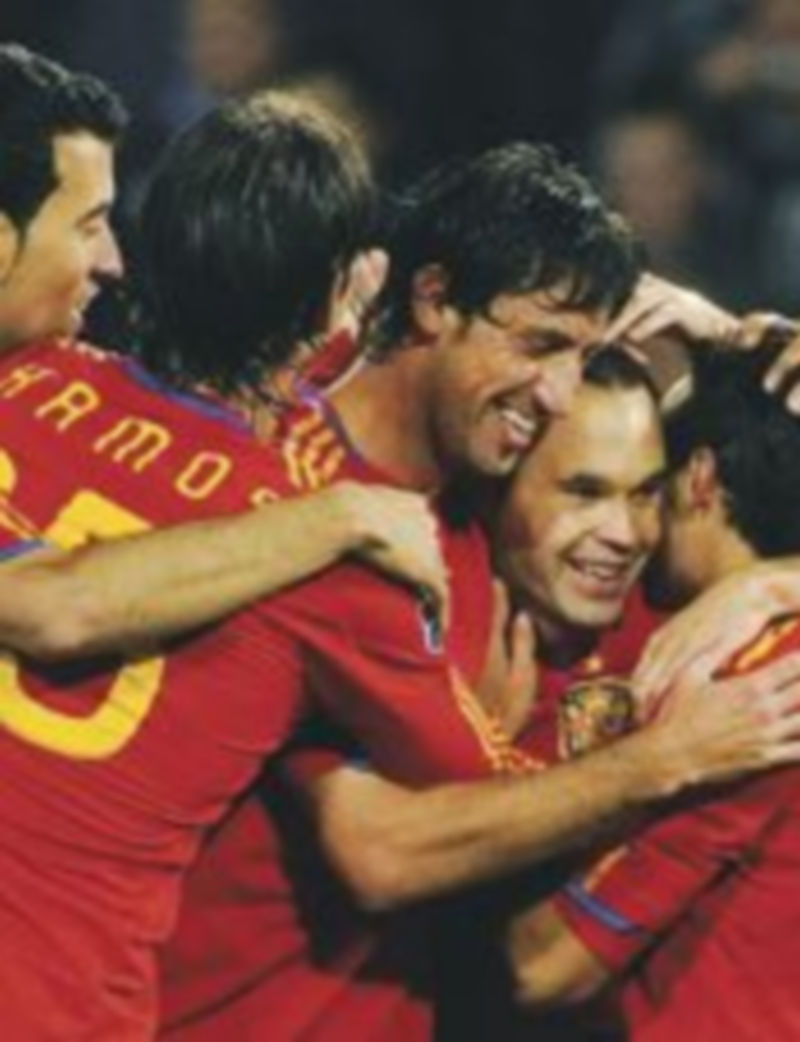 El atacante del Athletic de Bilbao anotó el gol de la victoria española nada más salir al terreno de juego. / Reuters