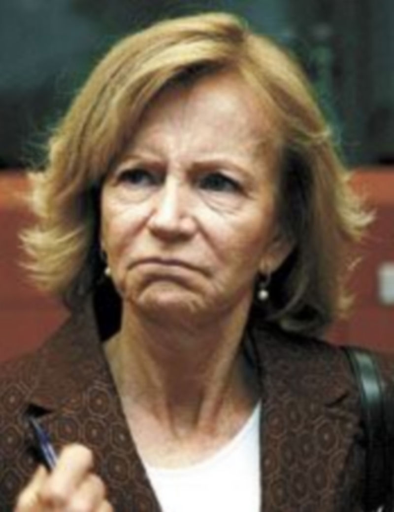 Elena Salgado confía en continuar con las reformas ya iniciadas. / Efe