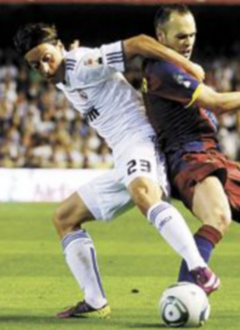 Özil lamentó la derrota en la Supercopa de España. / Efe