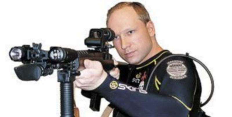 Cientos de muestras de afecto y cariño acompañan a los familiares de las víctimas que reciben el apoyo de toda la sociedad noruega. / Reuters