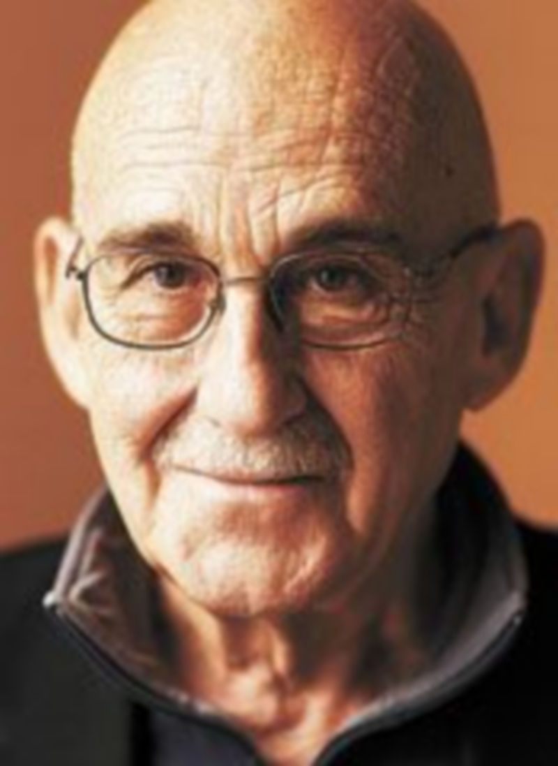 José Sanchis Sinisterra.