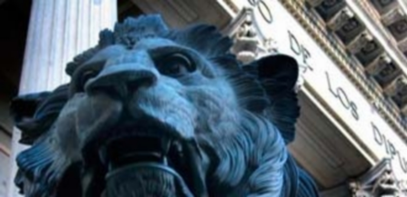 Entrada principal a la sede del Congreso de los Diputados.  / Europa Press