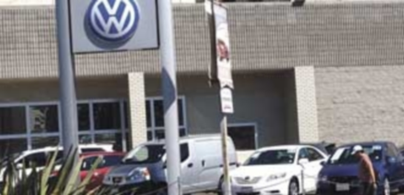 Volkswagen reconoció que trucó sus vehículos para eludir las normas medioambientales de Estados Unidos / EFE