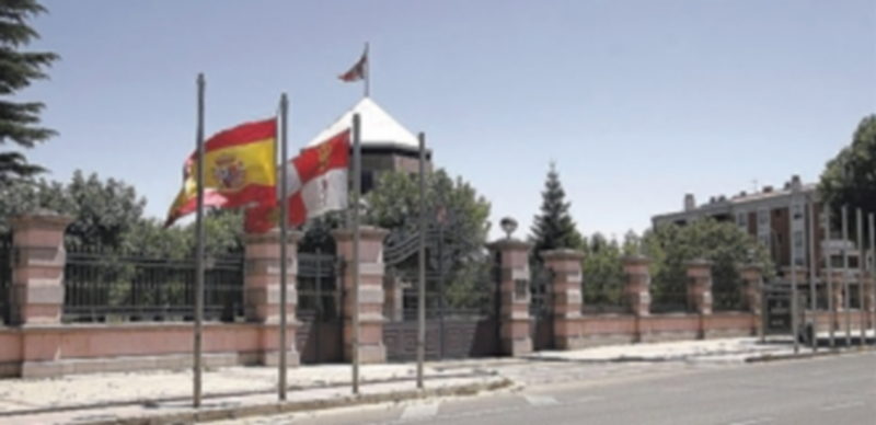 Entrada a la sede de la Junta de Castilla y León en Valladolid. / E.P.