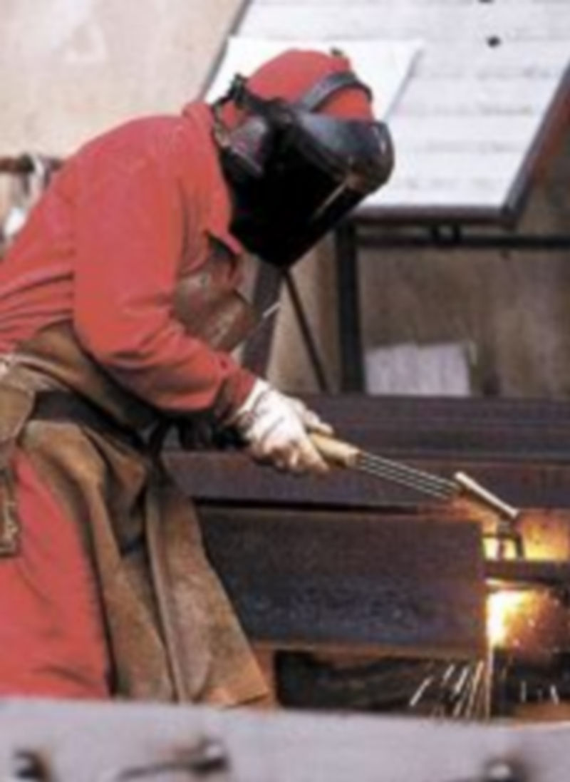 Uno de los empleados del sector de la siderurgia