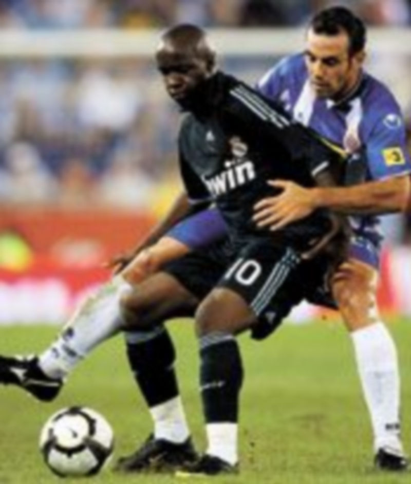 El centrocampista francés no quiso comentar los posibles fichajes que salen en los medios. / Efe