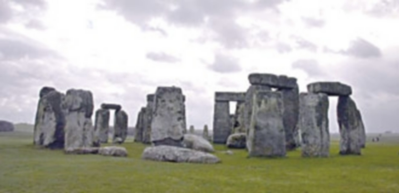 Científicos británicos descubren un nuevo monumento megalítico junto al Stonehenge 1 El monumento megalítico del Stonehenge