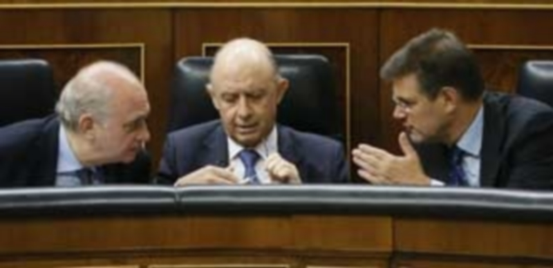 Montoro quiere atar un PGE que mantenga sus políticas 1 Los ministros del Interior