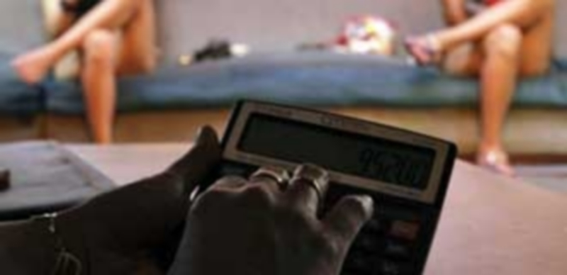 Liberada en Lleida una mujer que iba a ser vendida por 8.000 euros 1 La Policía Nacional lucha a diario contra las redes dedicadas al tráfico de mujeres con fines de explotación sexual./ E.P.