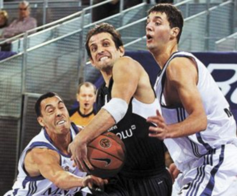 Prigioni y Mirotic serán dos pilares importantes del cuadro blanco. / Efe.