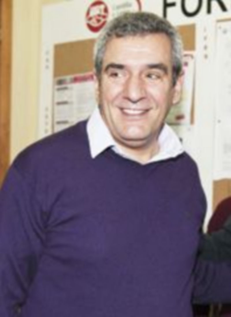 El PSOE aprueba 7 resoluciones donde apuesta por lo público 1 Julio Villarrubia.