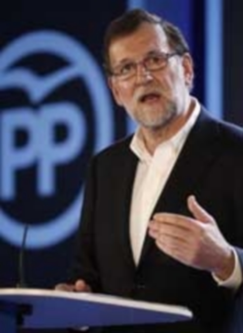 Rajoy ofrece al PSOE una gran coalición liderada por él mismo 1 El presidente del Gobierno en funciones