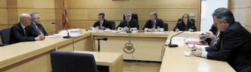 Luis Manuel Rubiales (i)