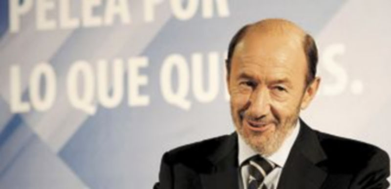 Rubalcaba anunció en Ibiza que su programa energético estará basado en las renovables