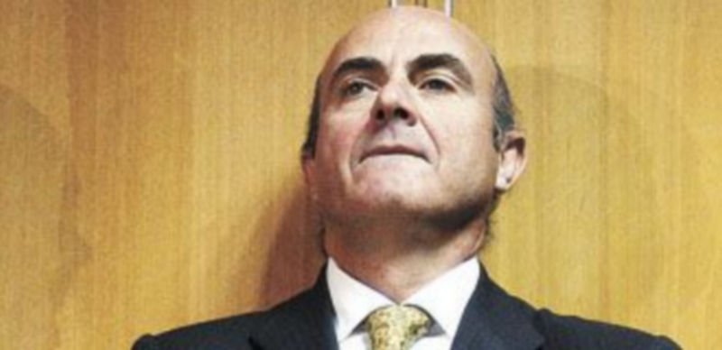 De Guindos presidió la toma de posesión de varios altos cargos. / Ballesteros (Efe)