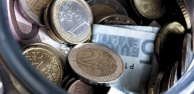 La economía española se ha contraído en el primer trimestre del año por el empeoramiento de la demanda nacional y exterior./ Reuters