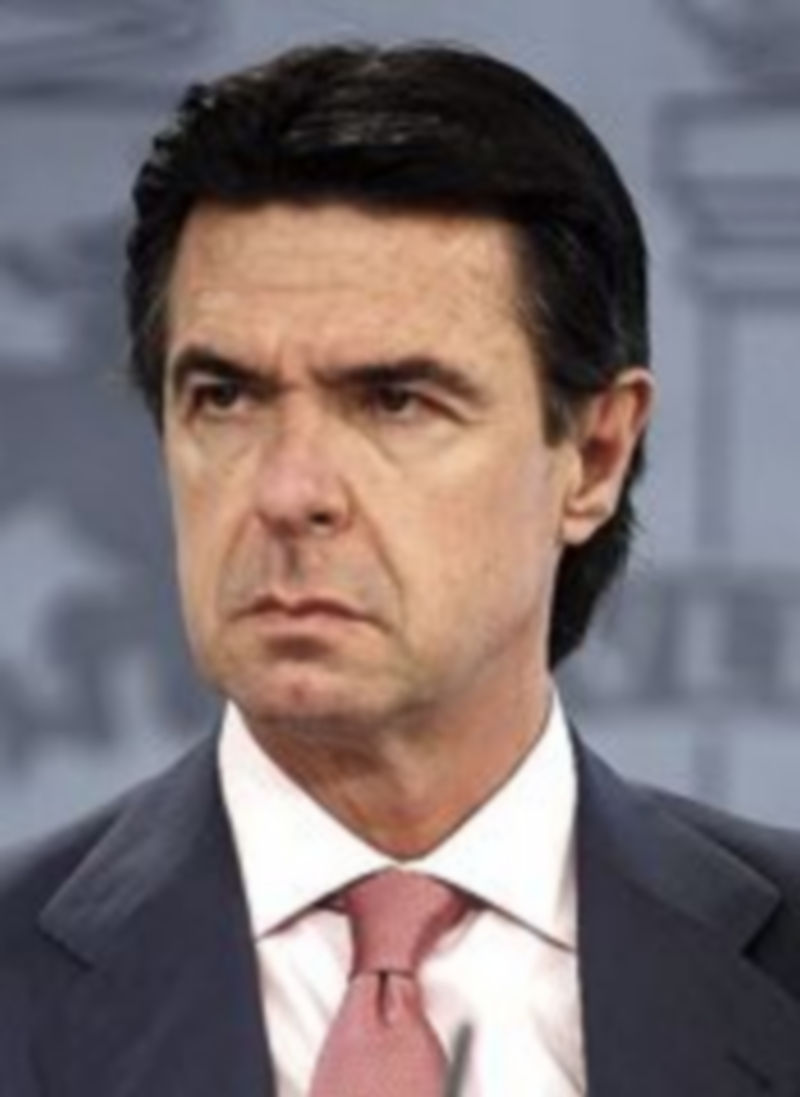 Soria dice que no hay margen para aumentar los créditos a la minería 1 El ministro José Manuel Soria compareció tras el Consejo de Ministros. / E.P.