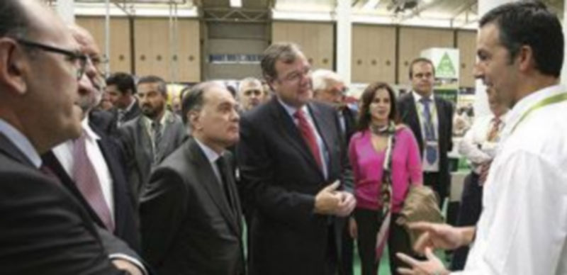 Inauguración de la Feria Expobioenergía a la que asisten Tomás Villanueva