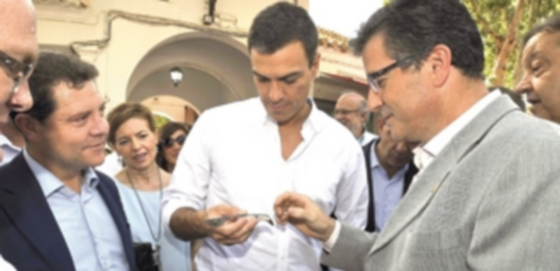 Pedro Sánchez llama a los catalanes a “poner fin a un mal Gobierno” 1 Pedro Sánchez (2d)