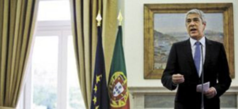 José Sócrates descartó ayer pedir ayuda financiera tras revelar que su país sobrepasó sus previsiones de reducir el déficit fiscal en dos puntos. / Efe