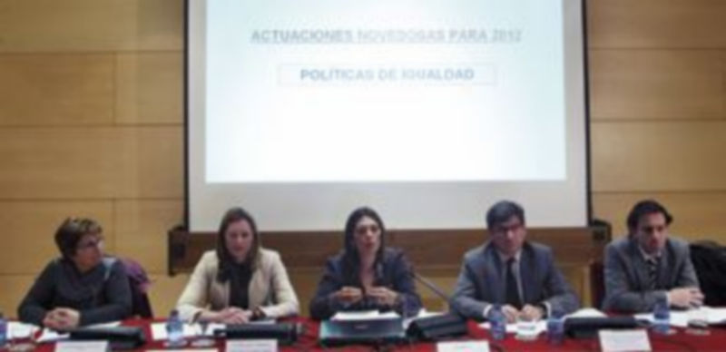 La consejera de Familia e Igualdad de Oportunidades