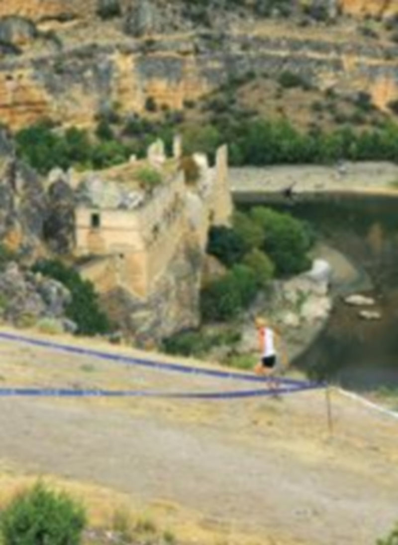 El espectacular paraje por el que se desarrolla la carrera. / Eugenio Chicharro