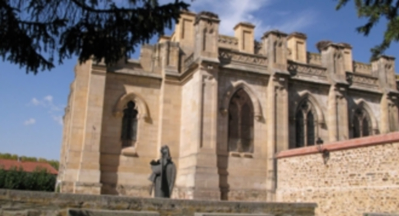 Basílica en honor a Santa Teresa de Jesús situada en la localidad salmantina de Alba de Tormes. / Efe