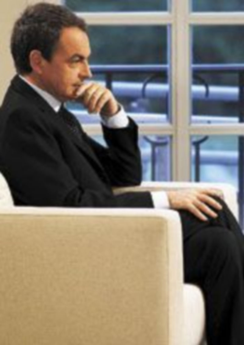 Ferraz confía en que Zapatero zanje el sábado el debate sucesorio. / Efe