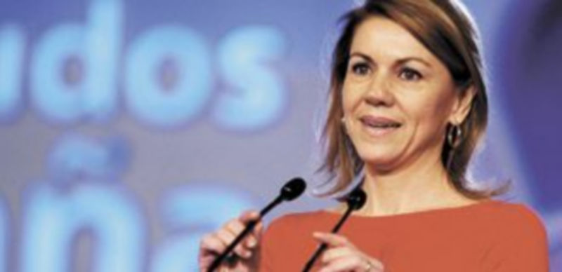 La dirigente conservadora asevera que la subida de tasas se llevará a cabo para que paguen más «los que van repitiendo año tras año». / Reuters