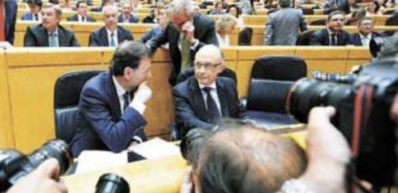 No es tarea fácil ser miembro del equipo del dirigente gallego cuando muchos ministros saben que han decepcionado a un amplio sector de sus militantes. / Reuters