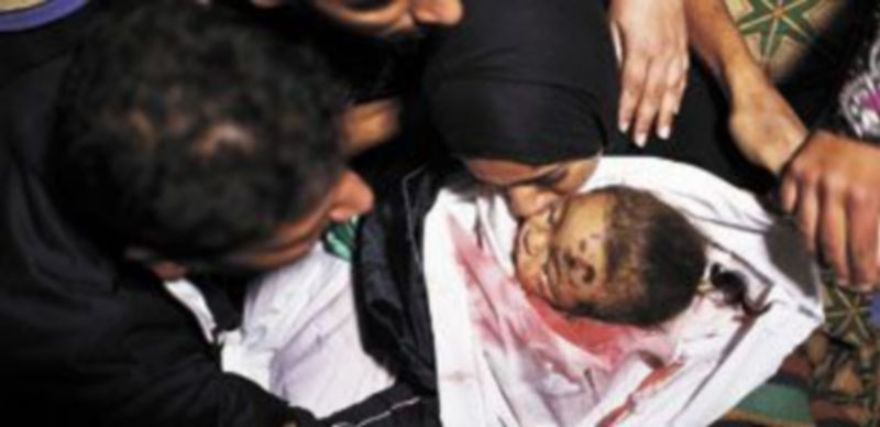 Al menos seis niños han fallecido en la operación lanzada por las Fuerzas Armadas israelíes en la Franja de Gaza esta semana. / Reuters