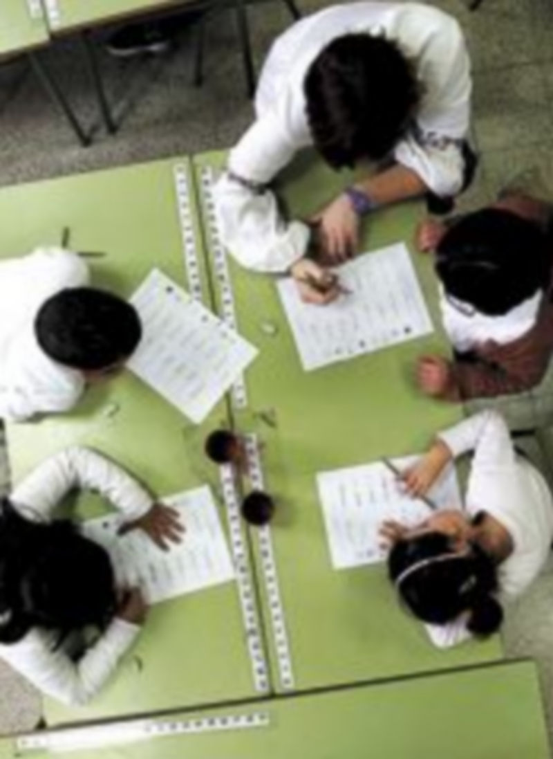 La resolución pide a los centros que se adapten a la nueva situación.