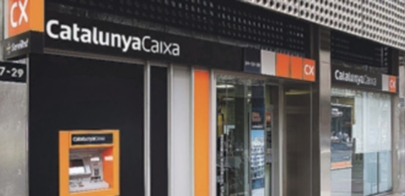Imagen de archivo de una oficina de Catalunya Caixa. / Europa Press