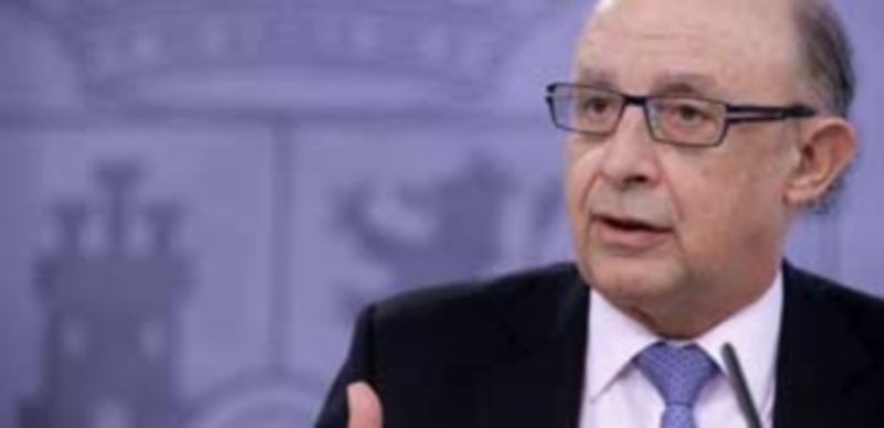 El Gobierno prevé reducir el gasto en 5.000 millones hasta 2017 1 El ministro de Hacienda